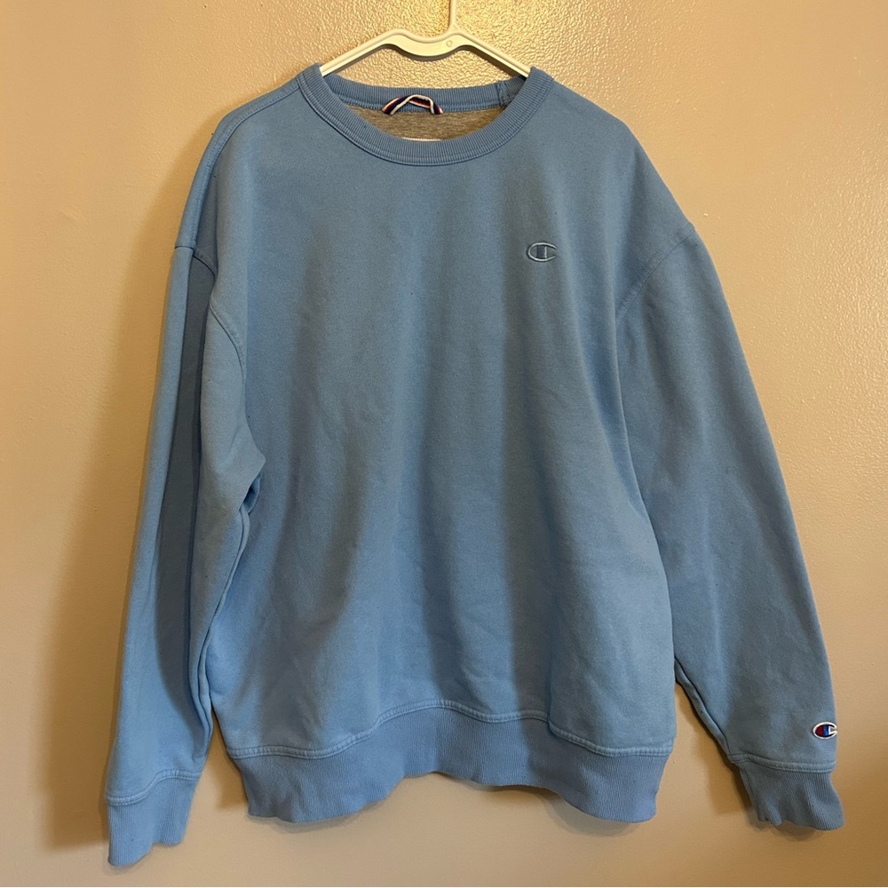 Light Blue Men’s Champion Sweat Shirt Size Extra Large